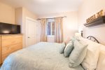 NEW PHOTO Pacific Rim Retreat, 2nd Bedroom with Queen Bed, View 2